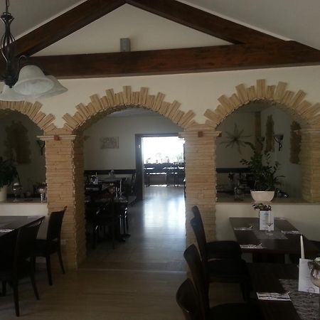 Hotel Restaurant Platamon フォイヒトヴァンゲン エクステリア 写真