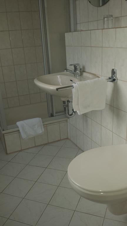 Hotel Restaurant Platamon フォイヒトヴァンゲン 部屋 写真